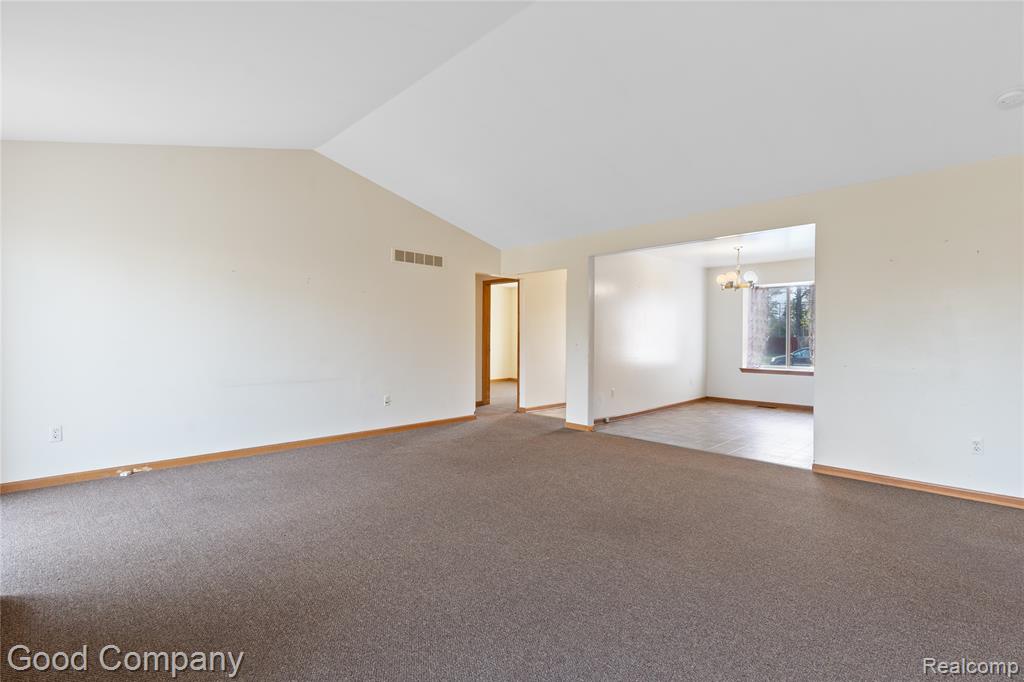 26731 Coachlight Street, Woodhaven, MI 48183 — Photo 6