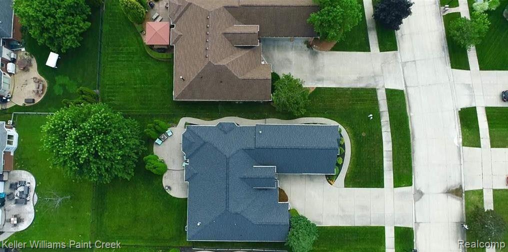 54660 BERRYFIELD Drive, Macomb, MI 48042 — Photo 39