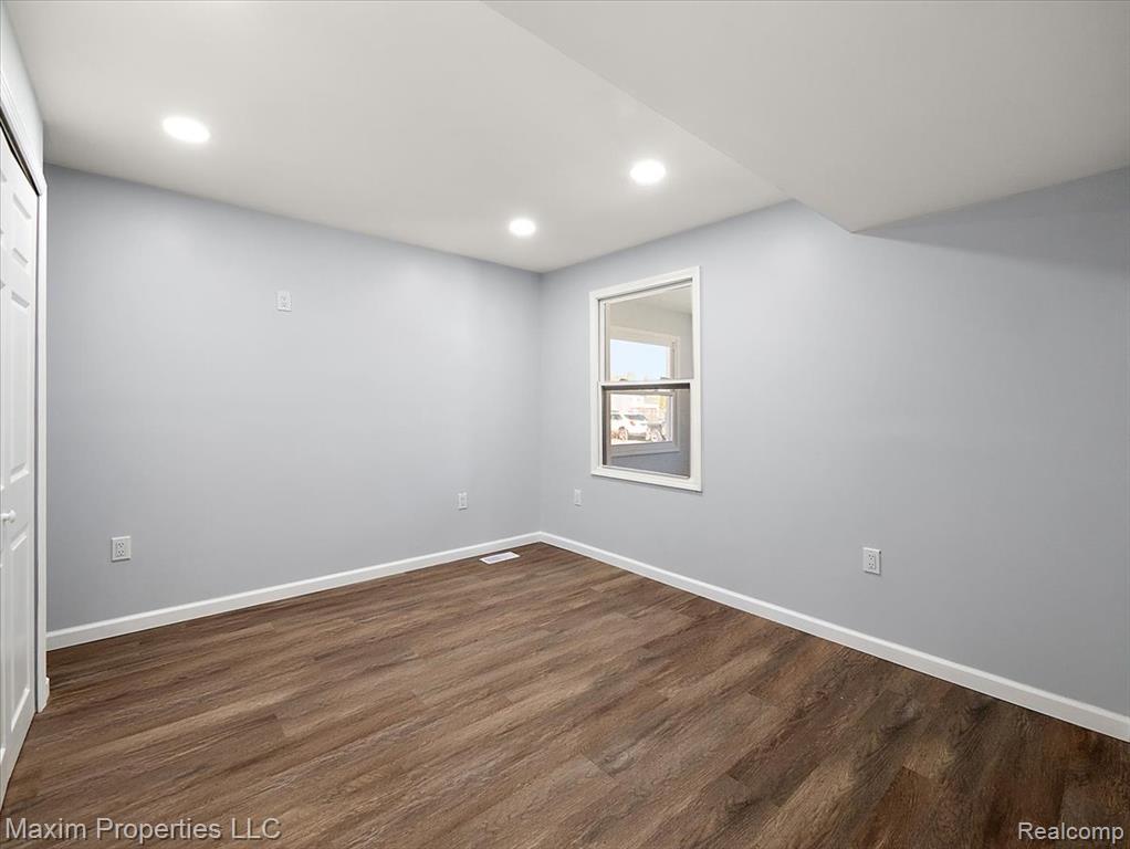 992 Parkwood Avenue, Ypsilanti, MI 48198 — Photo 28