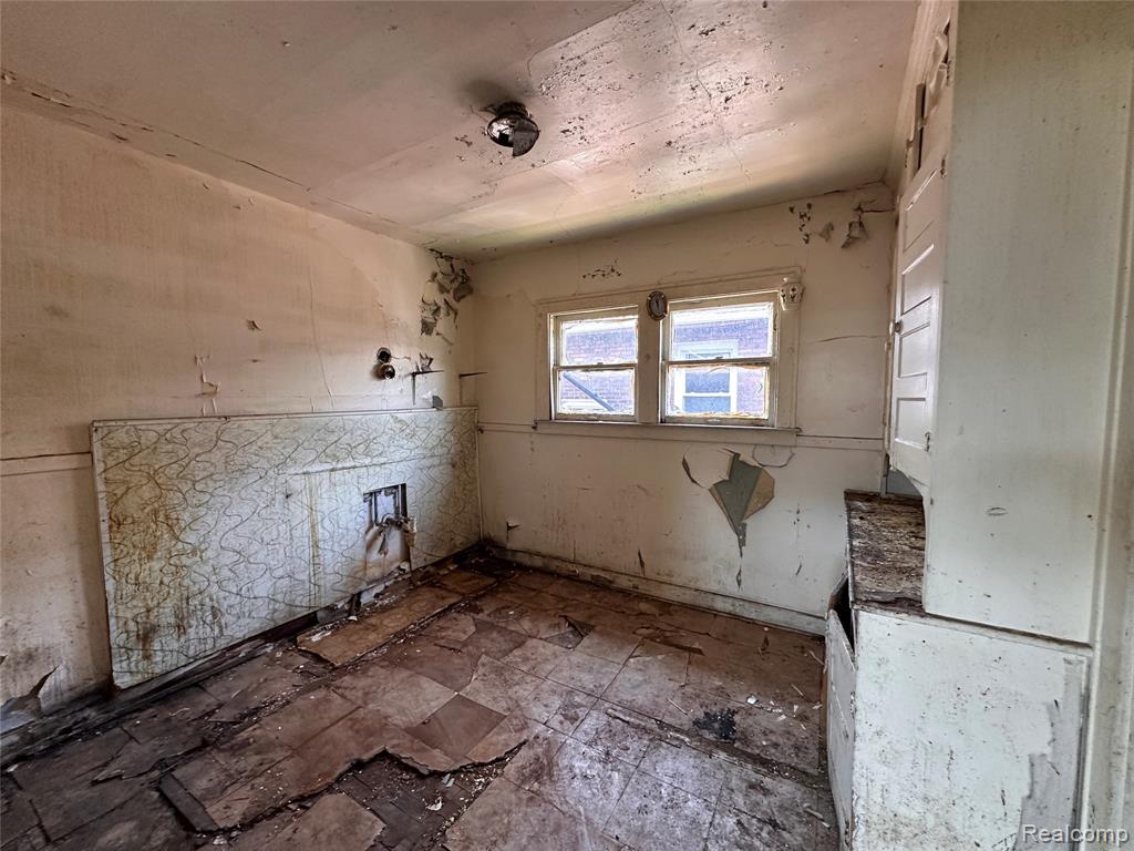 3962 Helen Street, Detroit, MI 48207 — Photo 10