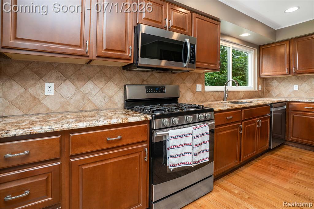 5441 Langlewood Drive, West Bloomfield, MI — Photo 13