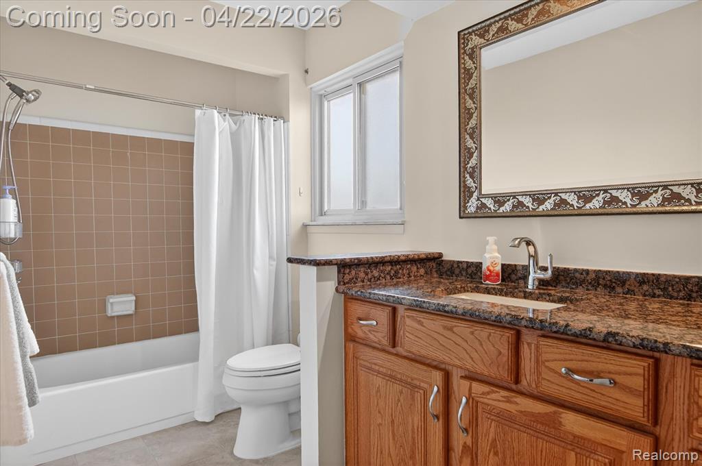 44226 Harsdale Drive, Canton, MI 48187 — Photo 31