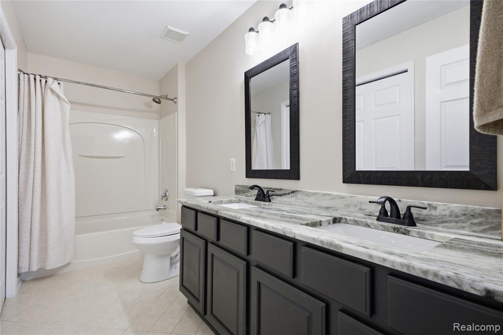 56291 Hastings Drive, Macomb, MI 48042 — Photo 24