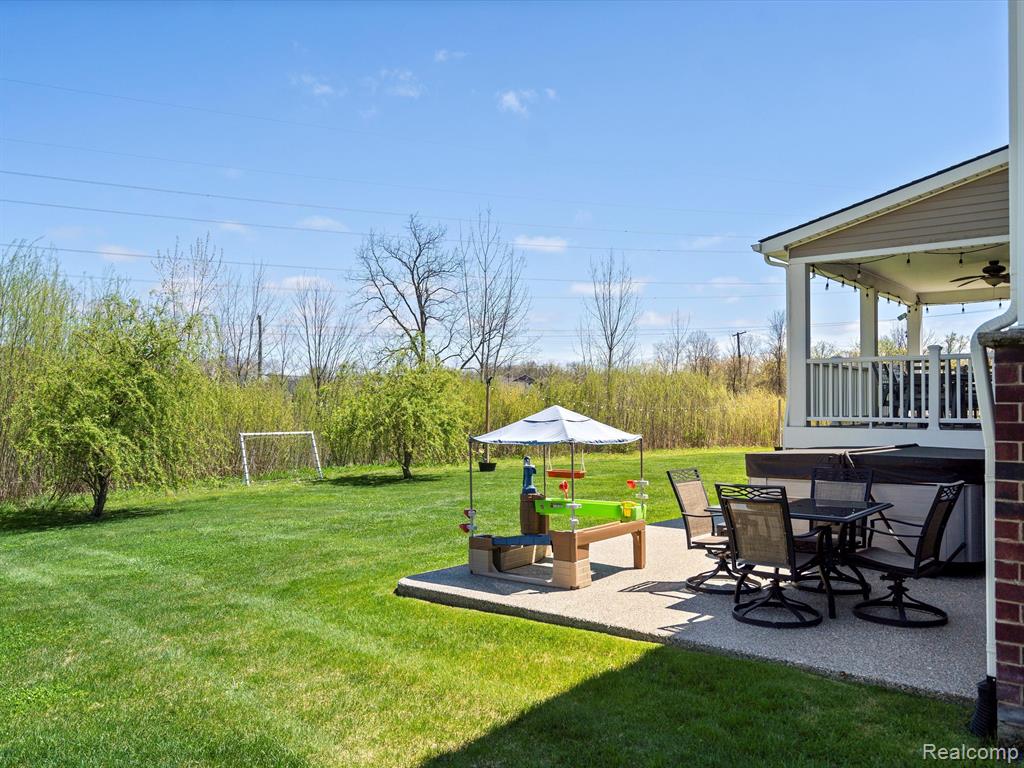 889 APPLETON, Oakland, MI — Photo 11