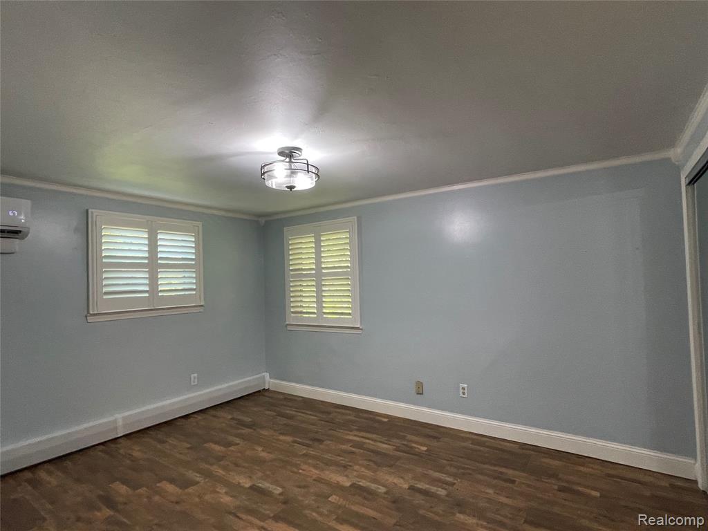 21150 E Chigwidden Street, Northville, MI 48167 — Photo 25