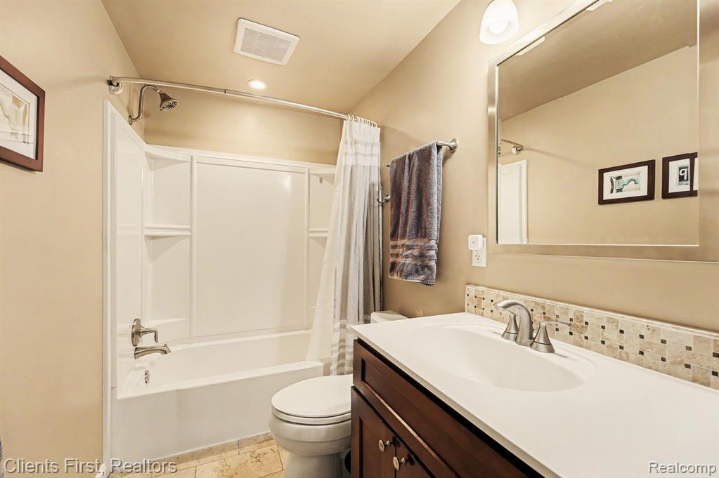 39857 Edmundton Drive, Canton, MI 48187 — Photo 16