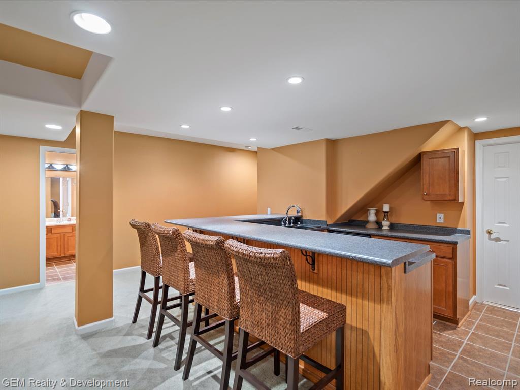7487 KENNINGTON Boulevard, West Bloomfield, MI — Photo 28