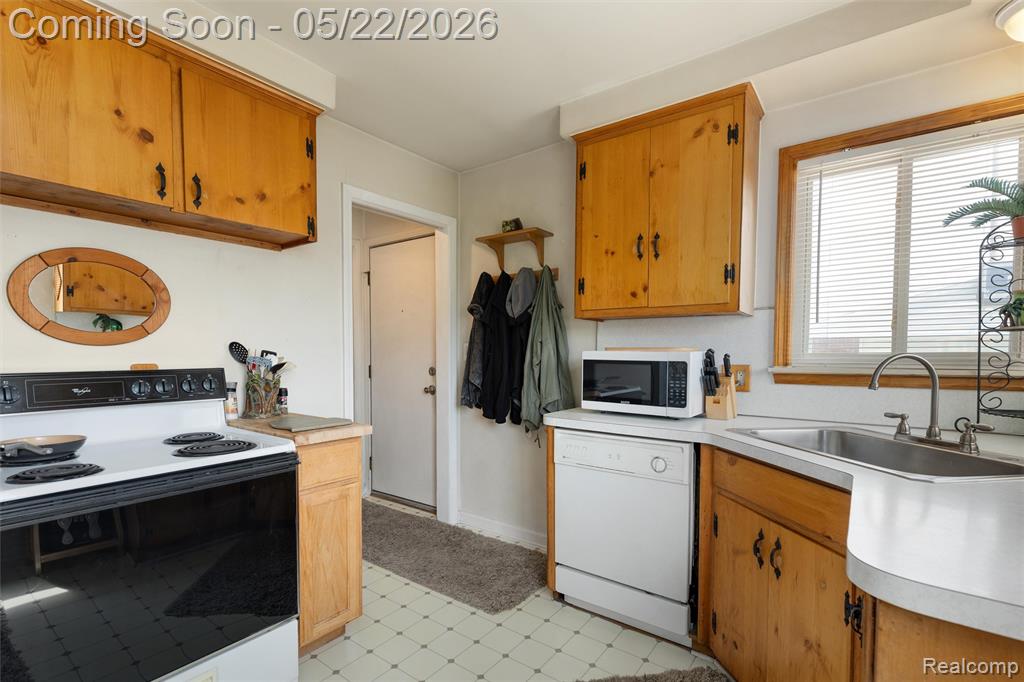 11720 Nathaline, Redford, MI 48239 — Photo 10