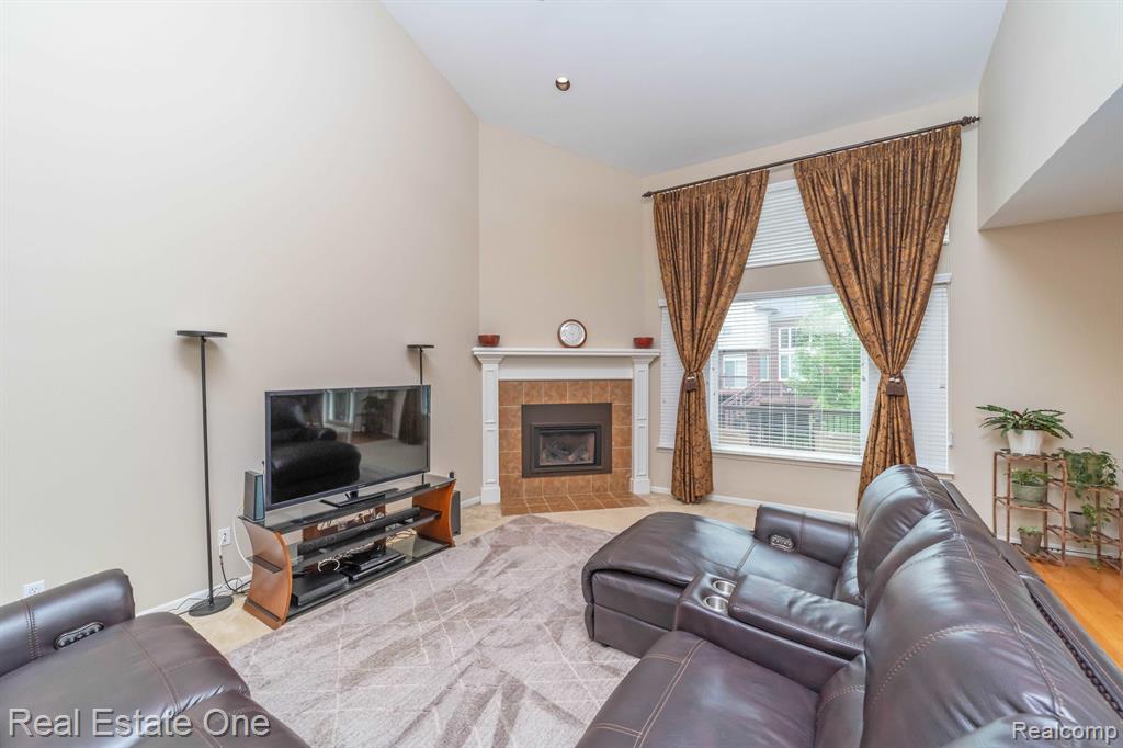 17017 BOULDER Drive, Northville, MI 48168 — Photo 31