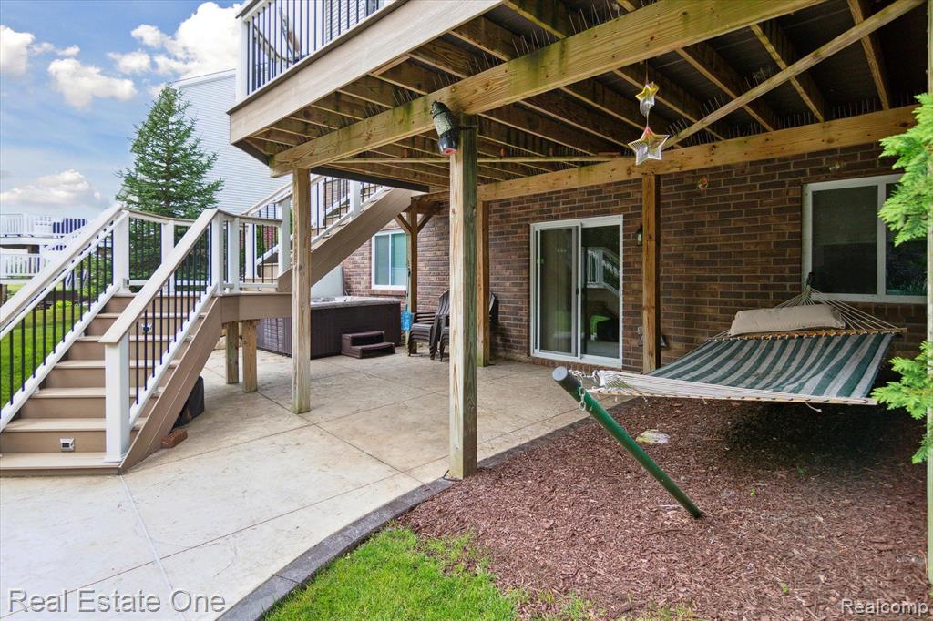 57980 Sunflower Circle N, New Hudson, MI 48165 — Photo 29