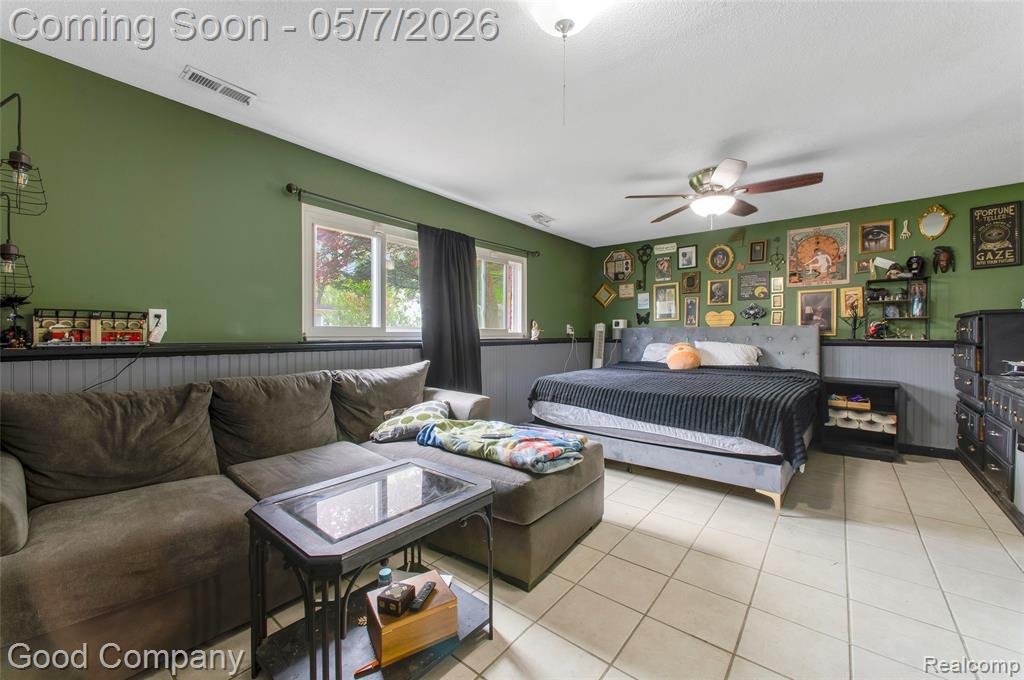 9072 Chesterfield Drive, Swartz Creek, MI 48473 — Photo 24
