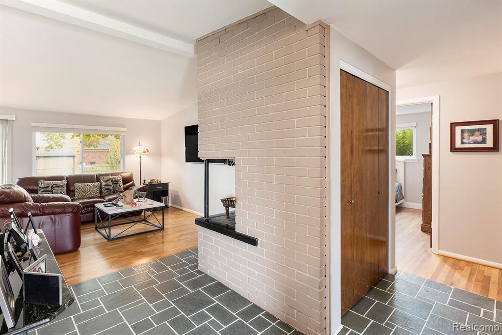 642 Provincetown Road, Auburn Hills, MI 48326 — Photo 3