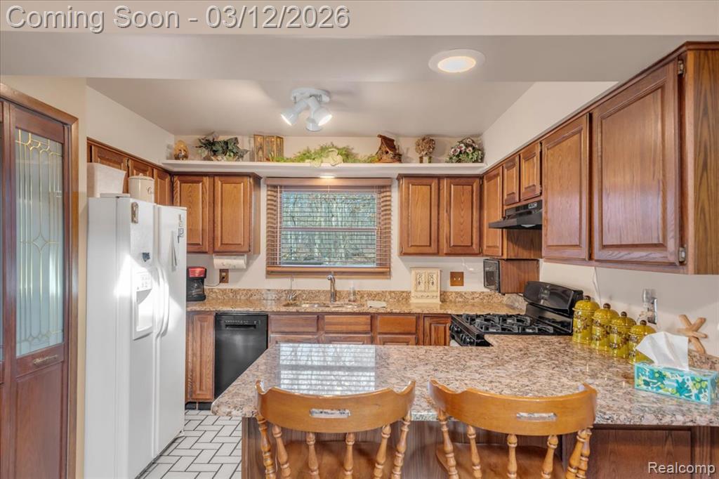 1351 Glen Oak Drive, Holly, MI 48442 — Photo 15