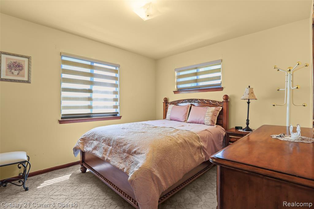 5296 Chase Road, Dearborn, MI 48126 — Photo 12