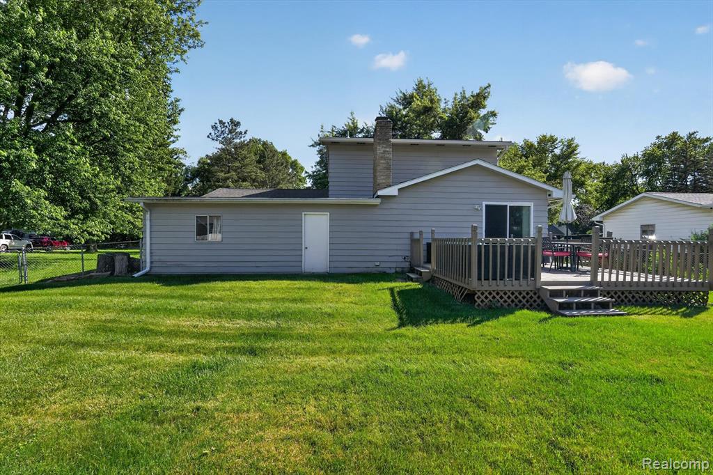 5521 Independence Colony Road, Grand Blanc, MI 48439 — Photo 43