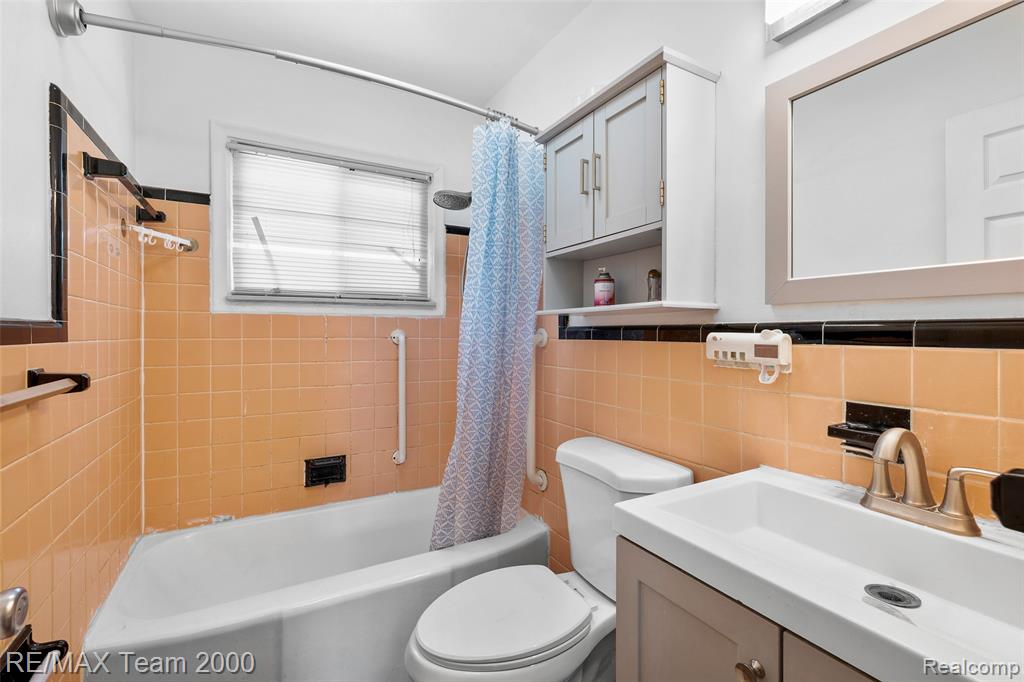 6442 Arcola Street, Garden City, MI — Photo 22