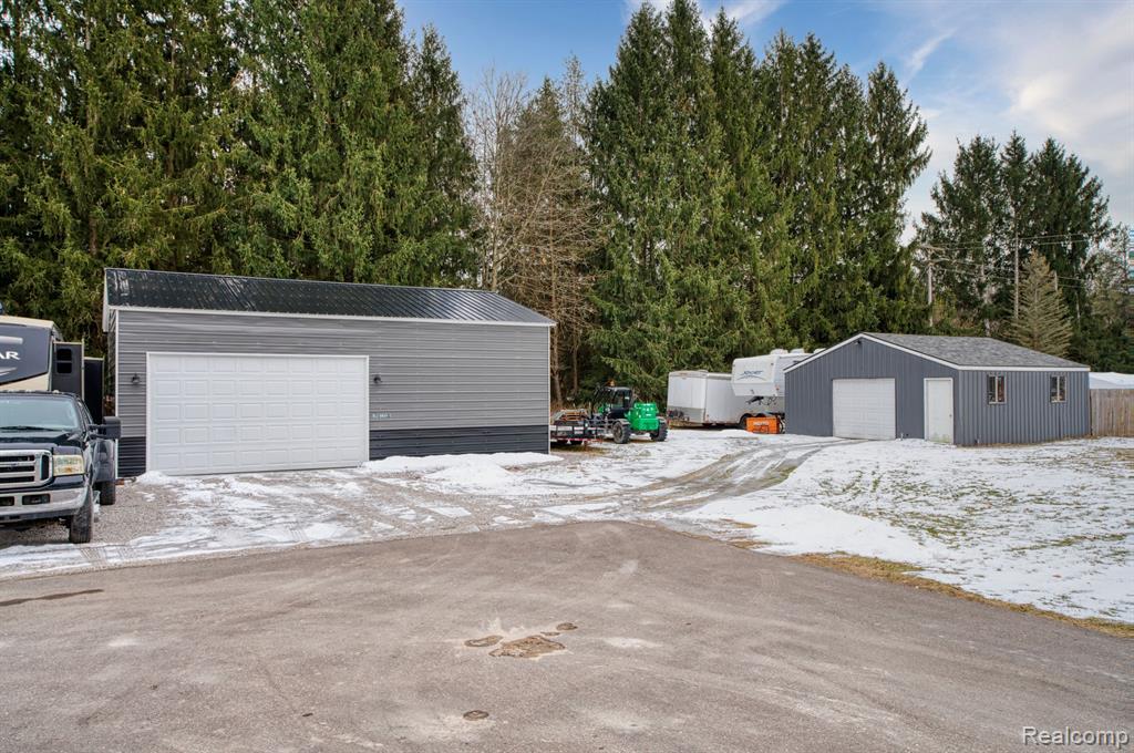 5217 BULL RUN Road, Gregory, MI 48137 — Photo 24