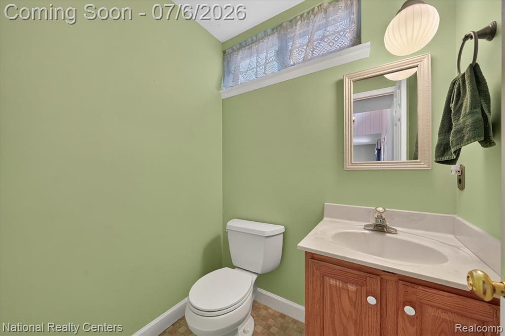 6611 Paul Revere Lane, Canton, MI 48187 — Photo 11