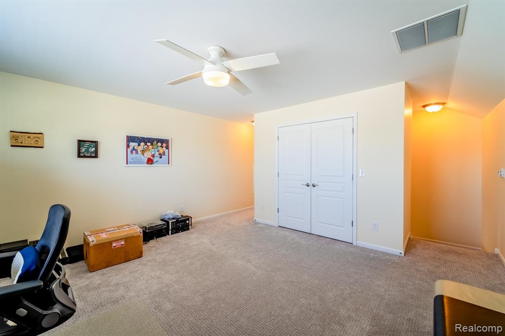 24279 Walloon Way, Flat Rock, MI 48134 — Photo 28