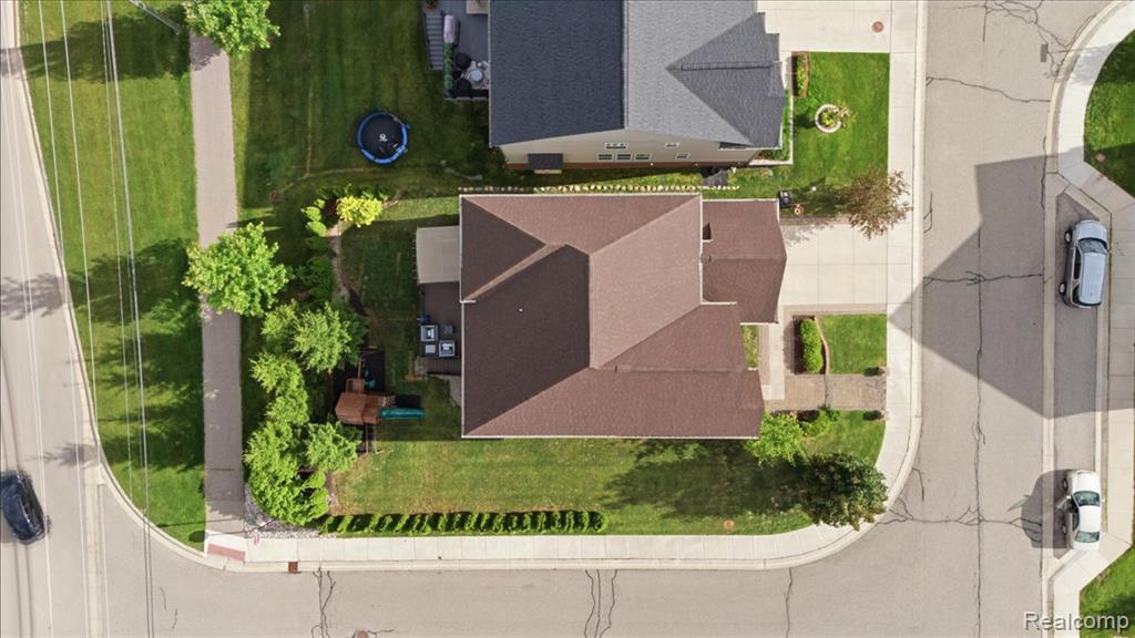 4810 E Stonegate Circle, Lake Orion, MI — Photo 55