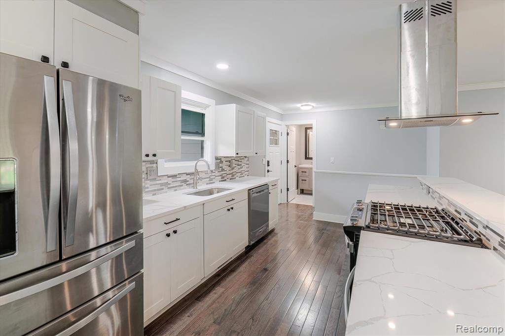 4072 Mill Lake Road, Lake Orion, MI — Photo 11