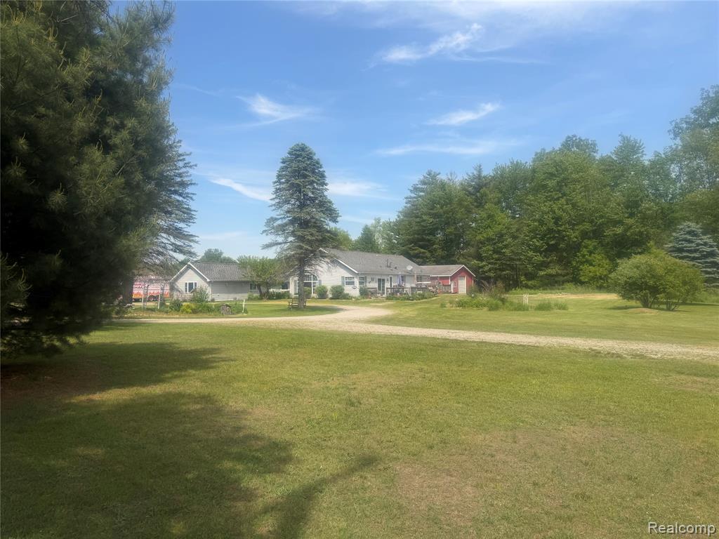 5716 Falkenbury Road, North Branch, MI 48461 — Photo 5