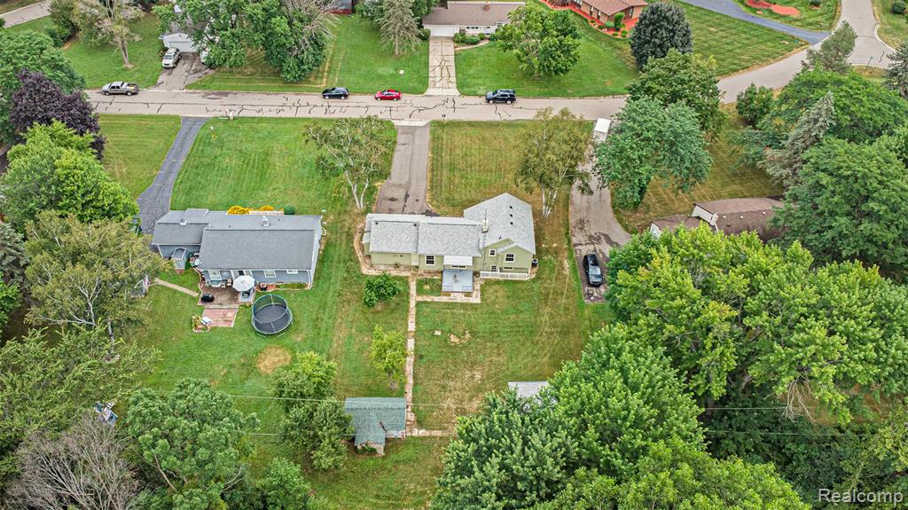 5397 Mapletree Drive, Flint, MI 48532 — Photo 22