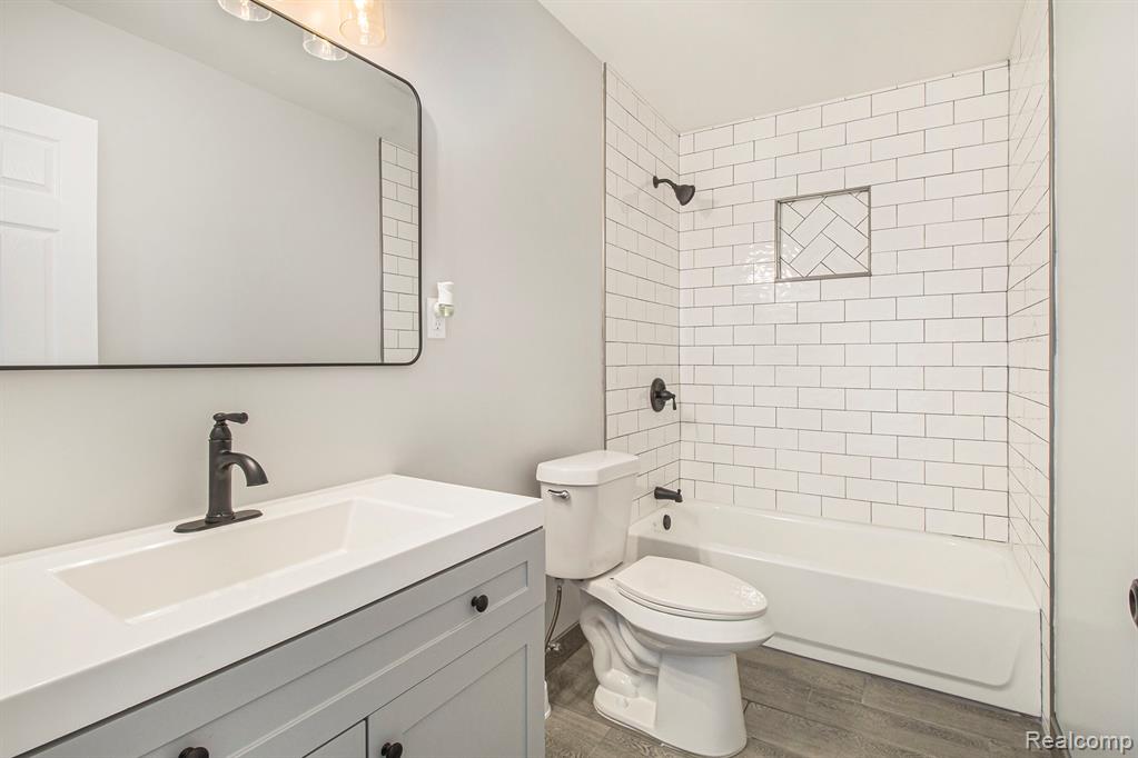8105 Syracuse Street, Taylor, MI 48180 — Photo 17