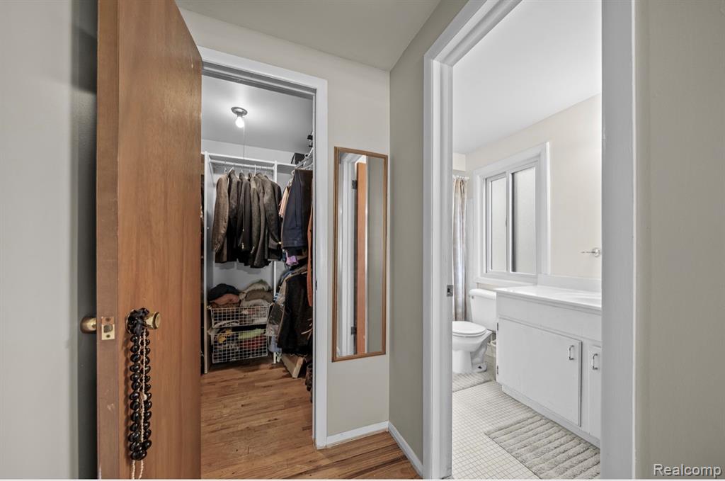 31018 Pickwick Lane, Beverly Hills, MI 48025 — Photo 29