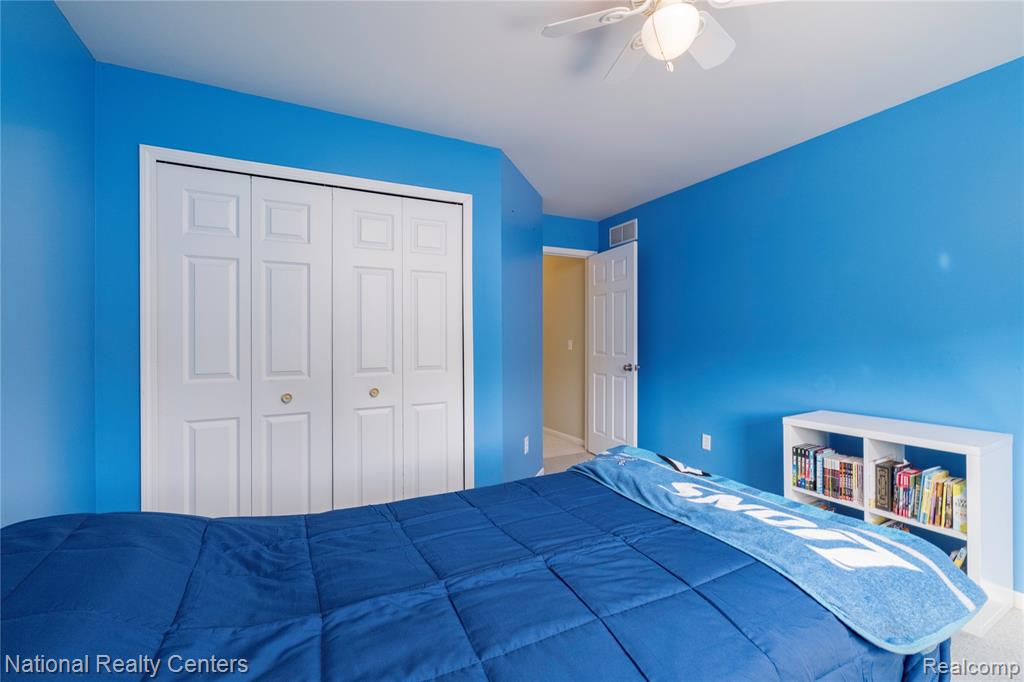 9859 Aylebury Drive, South Lyon, MI 48178 — Photo 38