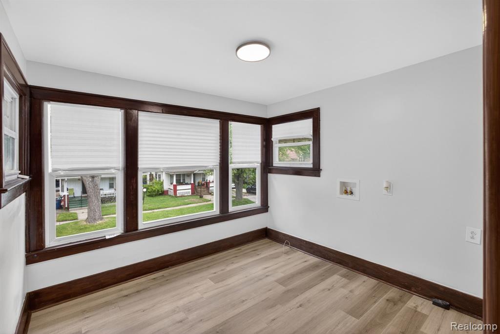 810 E 8th Street, Flint, MI 48503 — Photo 23
