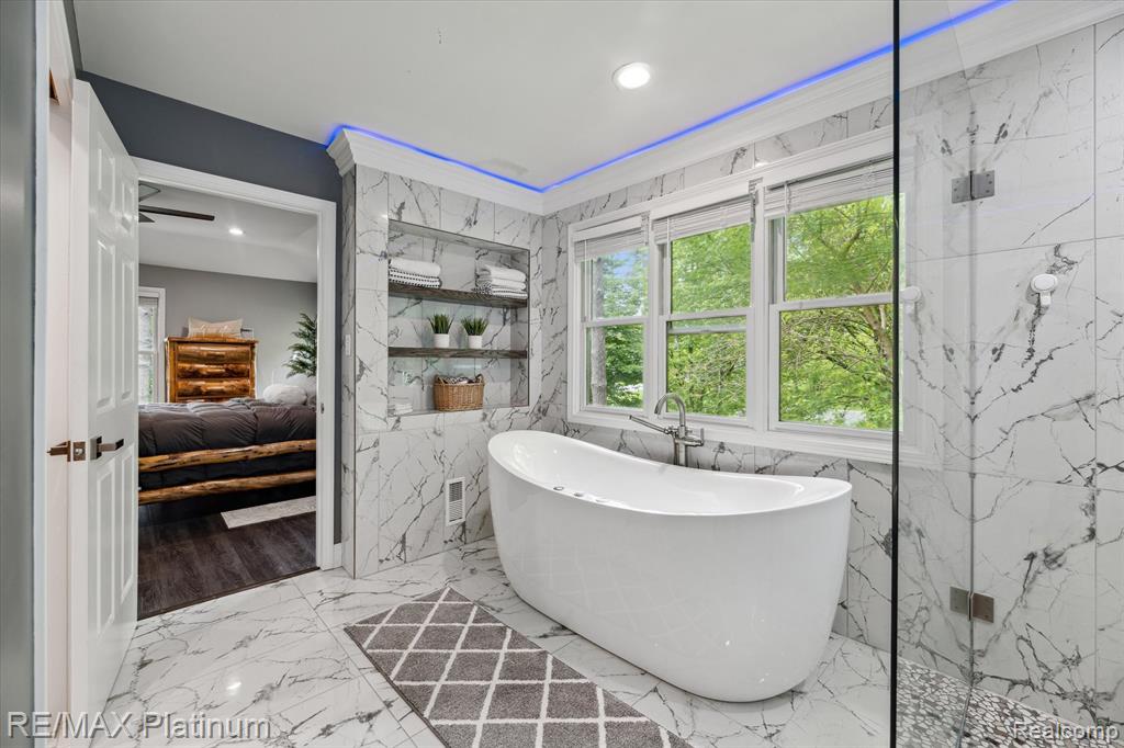 4298 EMU Drive, Pinckney, MI 48169 — Photo 18
