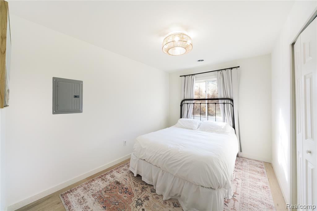 732 N Conklin Road, Lake Orion, MI 48362 — Photo 26