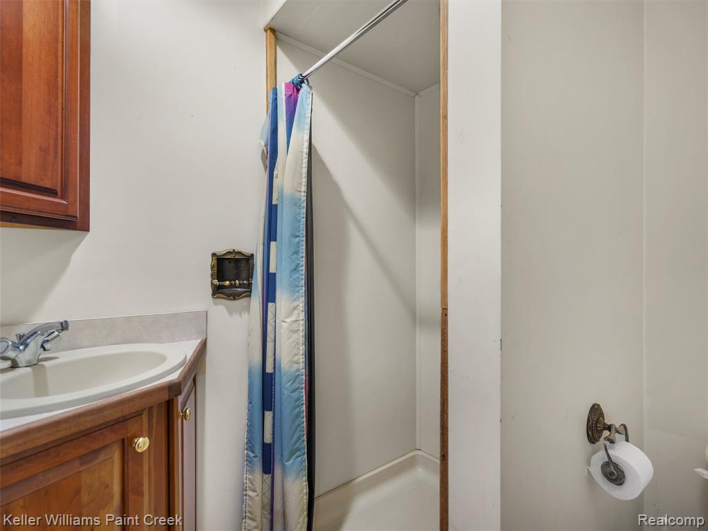 5500 Seymour Lake Road, Oxford, MI 48371 — Photo 41