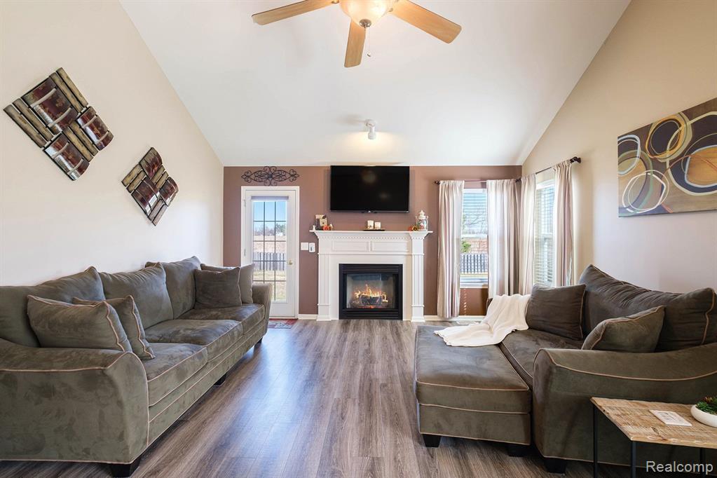 4181 MAPLEWOOD MEADOWS Avenue, Grand Blanc, MI 48439 — Photo 8