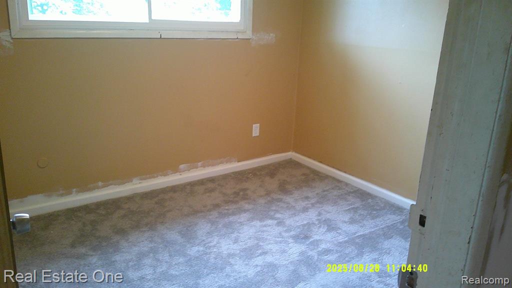 7716 Artesian Street, Detroit, MI 48228 — Photo 11