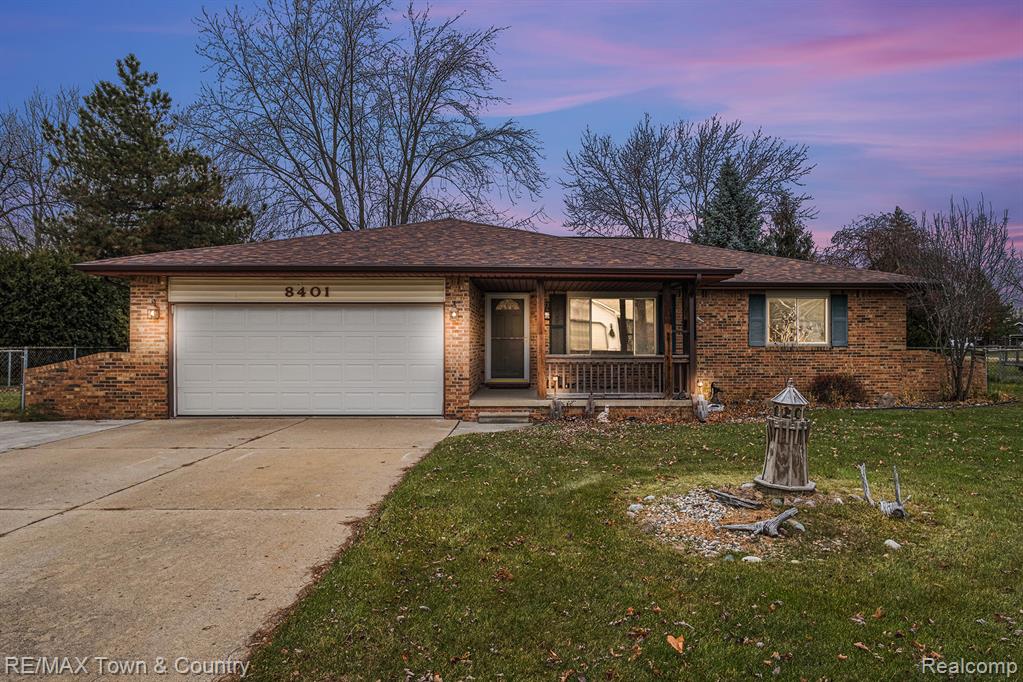 8401 Bellechasse Drive, Davison, MI 48423 — front exterior