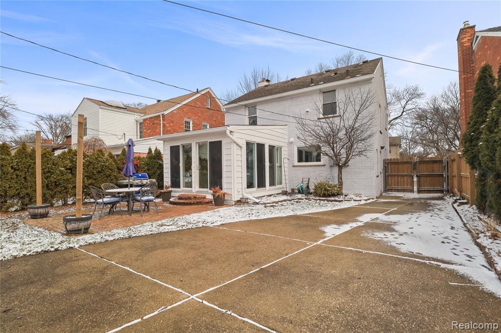 407 Moran Road, Grosse Pointe Farms, MI 48236 — Photo 36
