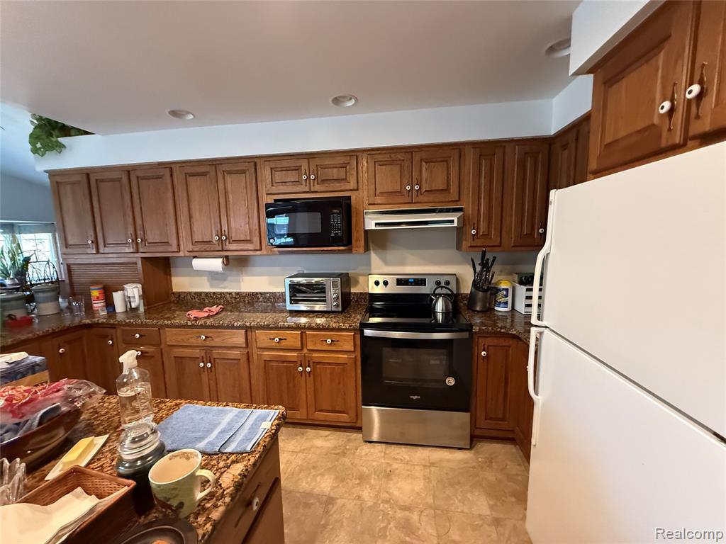 489 Chalfonte Avenue, Grosse Pointe Farms, MI 48236 — Photo 18