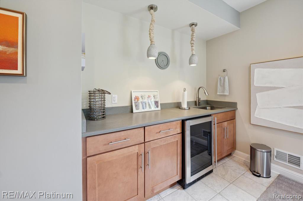 8927 Giovanni Ct, Howell, MI 48855 — Photo 32