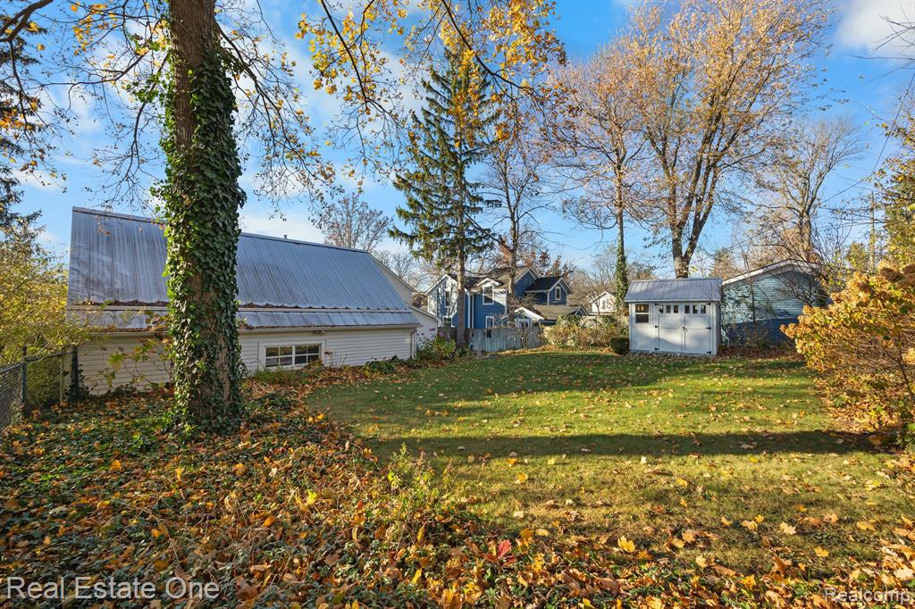 534 UNION Street, Milford, MI 48381 — Photo 39