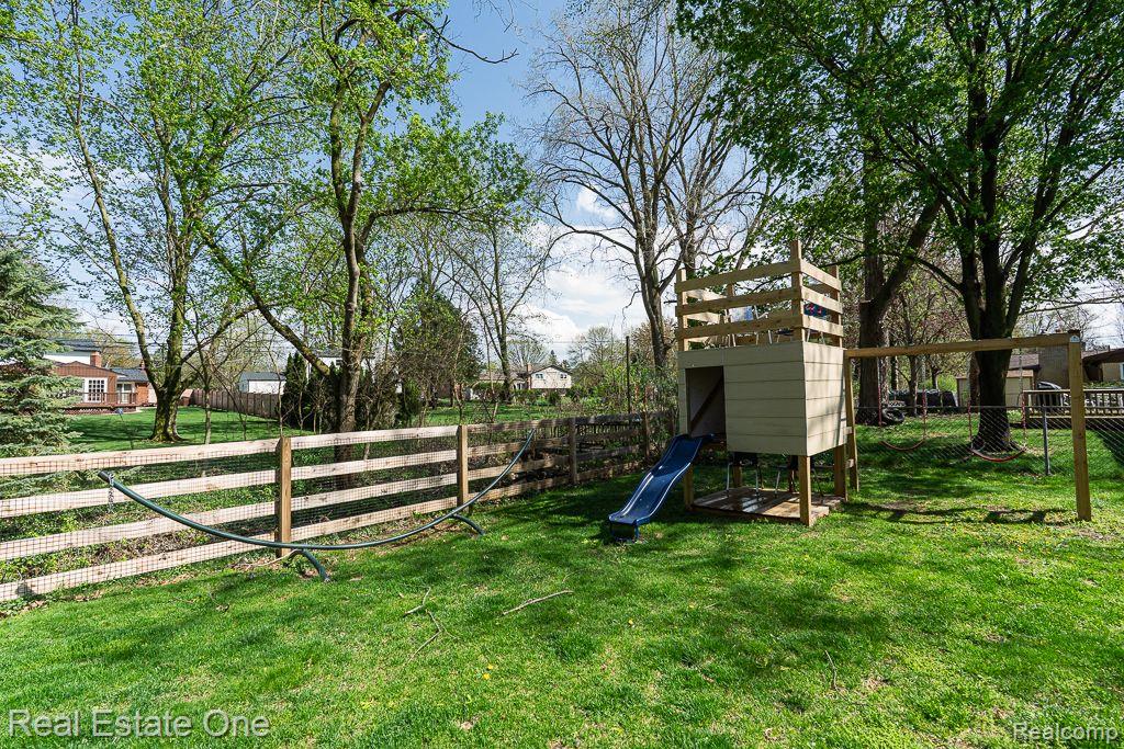 53416 Bellamine Drive, Shelby Twp, MI 48316 — Photo 39