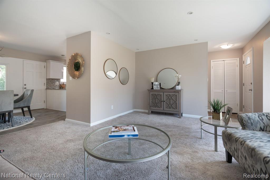 40960 MOORINGSIDE, Novi, MI — Photo 5