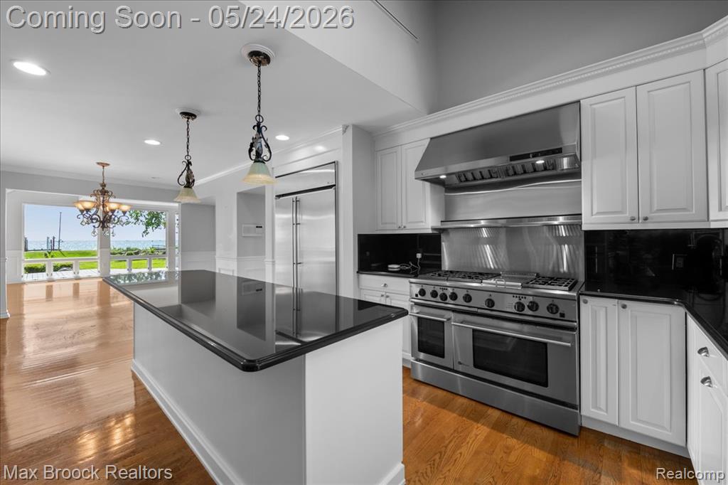 32630 JEFFERSON Avenue, Saint Clair Shores, MI 48082 — Photo 15