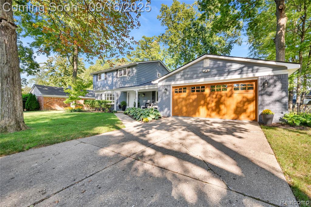 5920 Warbler Drive, Clarkston, MI — front exterior