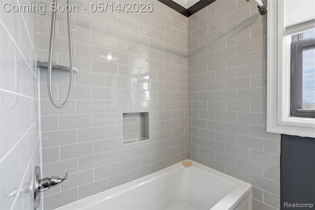 2900 E Jefferson, 602, Detroit, MI 48207 — Photo 13