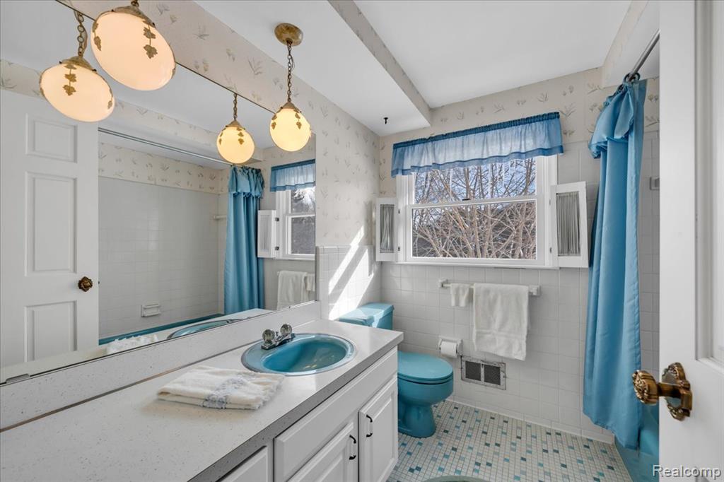 5815 Beechview Drive, Rochester, MI 48306 — Photo 34