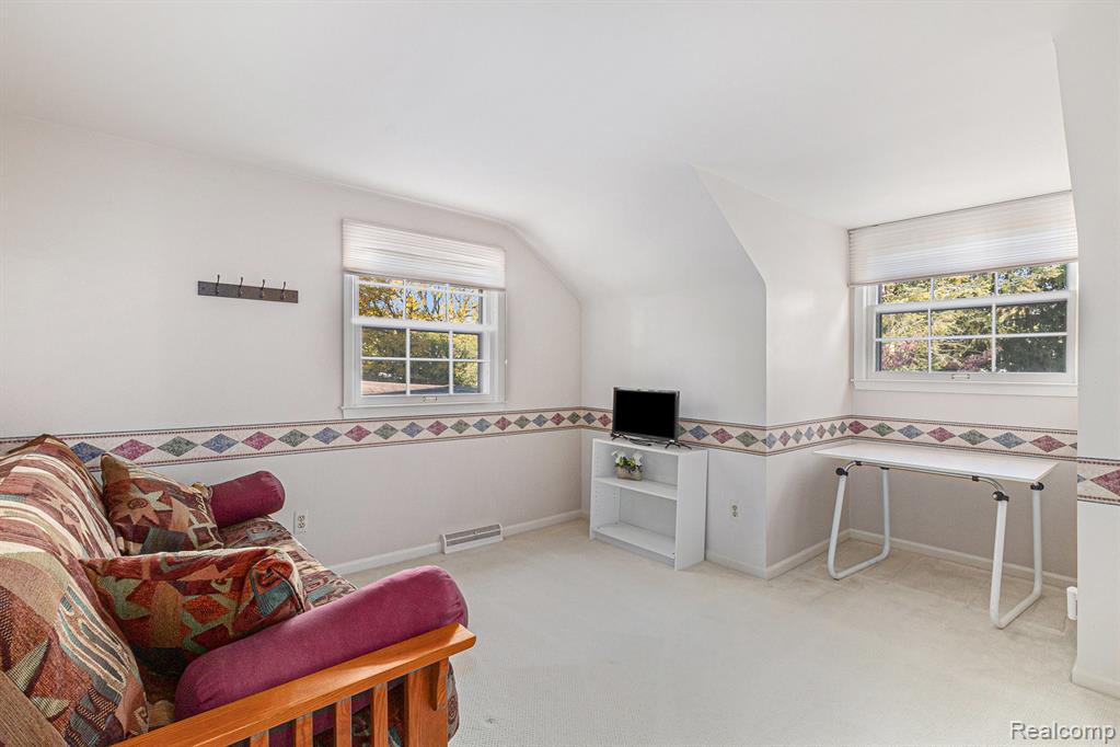 4597 Broughton Drive, Bloomfield Hills, MI 48301 — Photo 32