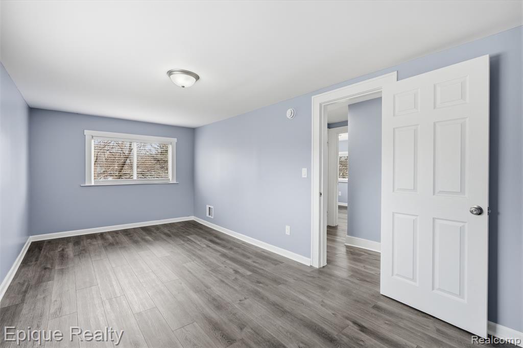 852 Melrose Street, Pontiac, MI 48340 — Photo 13