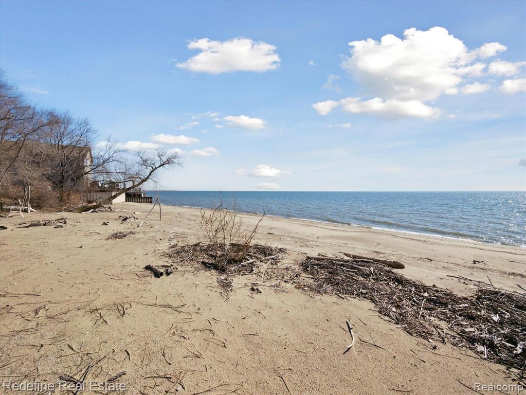 6730 Lakeshore Drive, Newport, MI 48166 — Photo 44